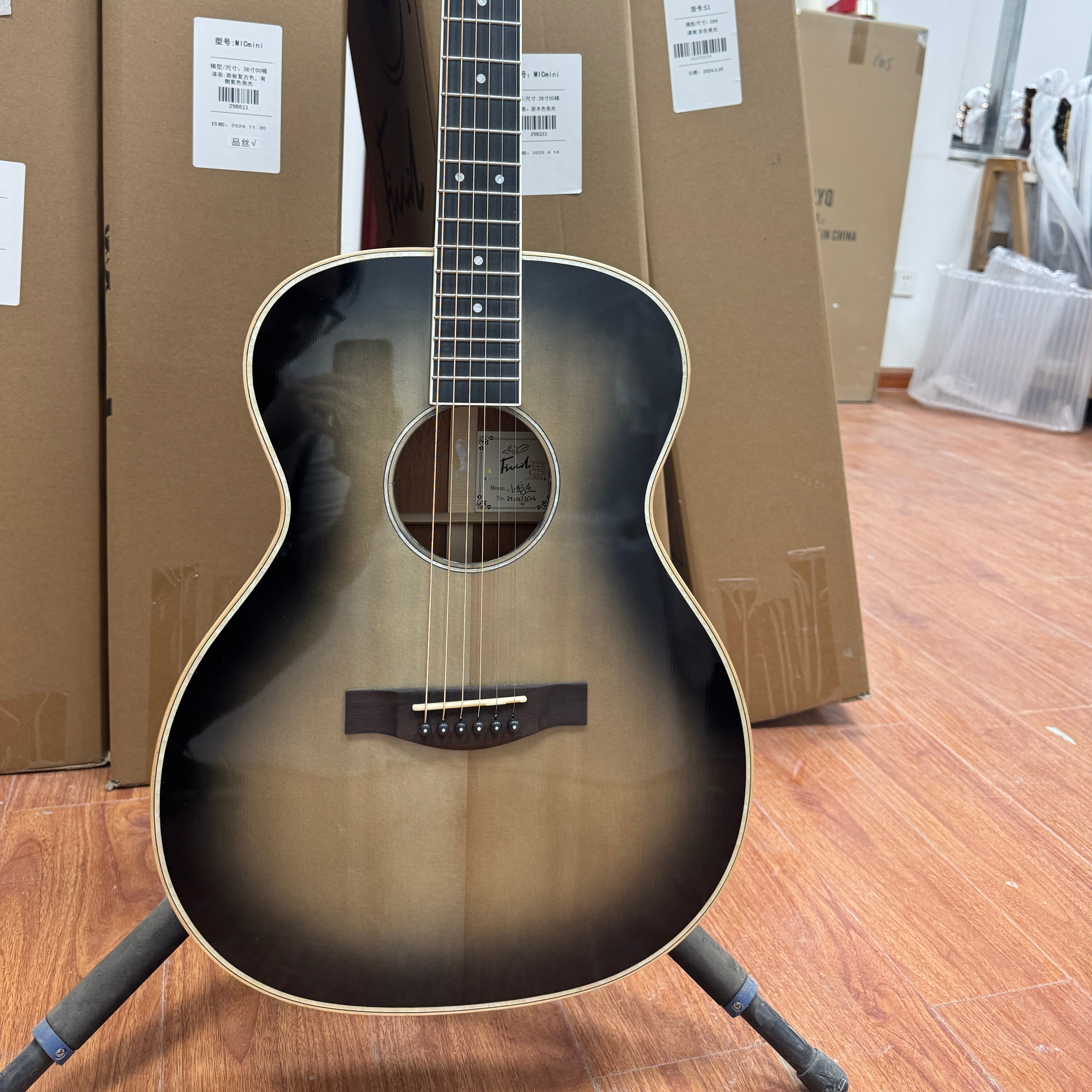 Fivcil MIC-2 Sitka Spruce/Indian Rosewood Acoustic Guitar