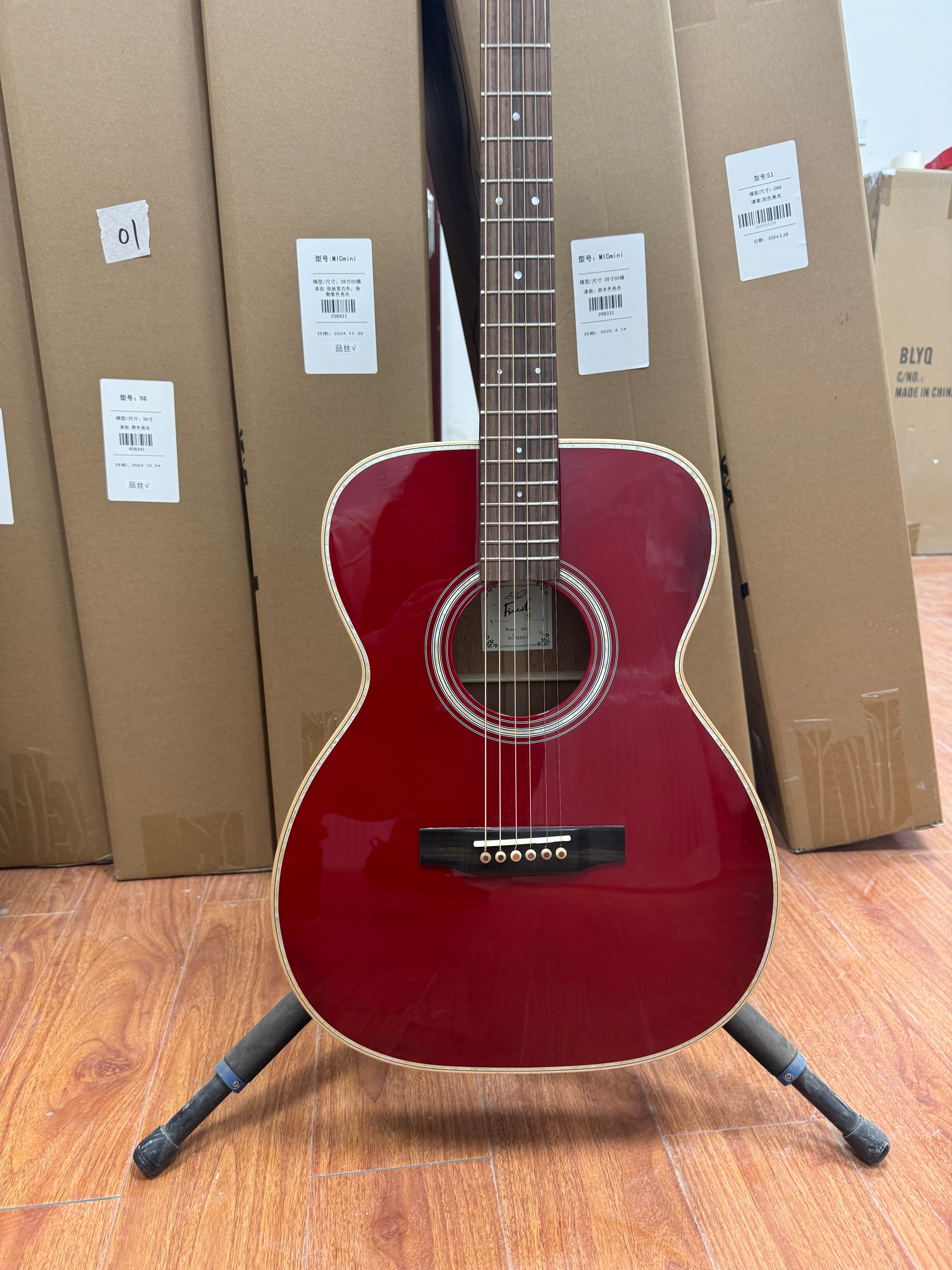 Fivcil MIC-1 Sitka Spruce/African Mahogany Acoustic Guitar